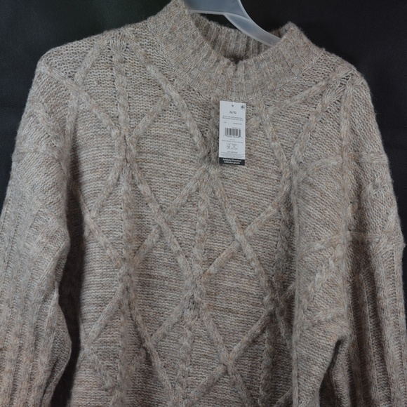 Beige Long Sweater SZ XL NWT - Picture 3 of 4